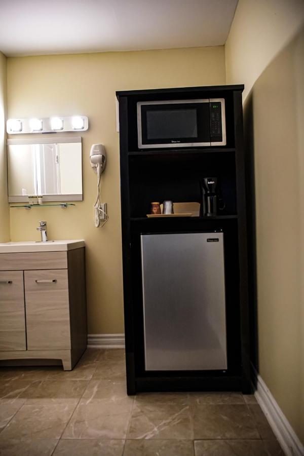הנטסוויל Skyland Motel Inn & Suites מראה חיצוני תמונה